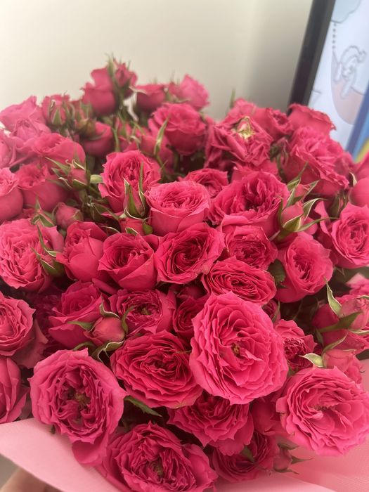 Цветы Кустовые розы 15 шт