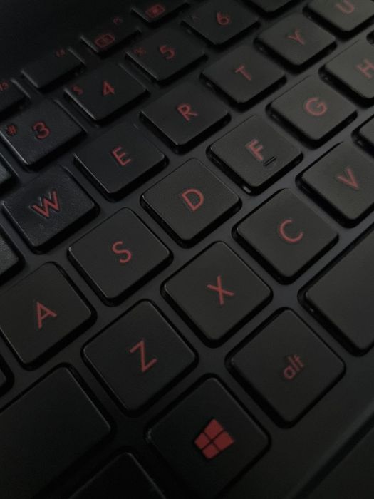 Asus X550JK хамёнбоп нархда Gaming вариант.