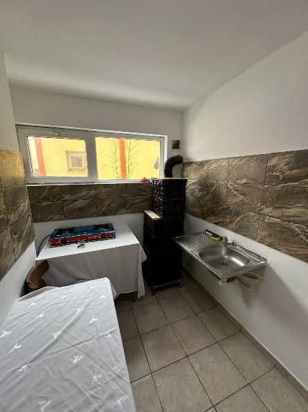 Complex Multifuncțional de Închiriat – Brașov, Astra-Noua | 25 camere + curte