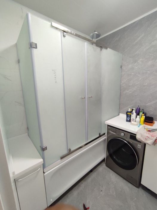 Стеклянные Душевые Кабины