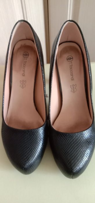 Туфли чёрные новые