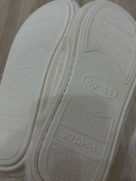 Тапочки меховые с сердечками