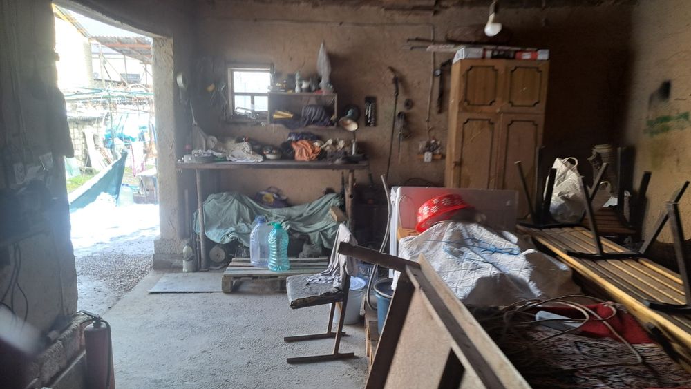 Уй-жой: Ховли сотилади