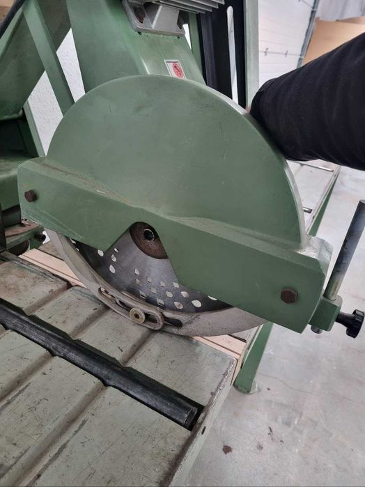 Circular pendula pentru scurtat cherestea