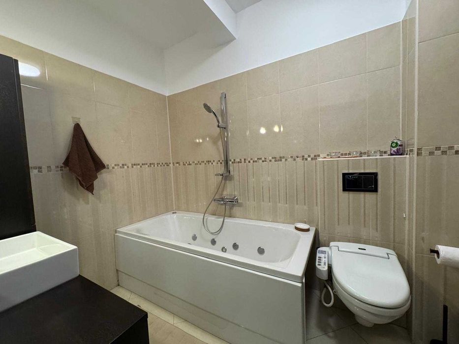 Apartament 3 camere, 100 mp + terasă 20 mp, bloc nou, complet mobilat