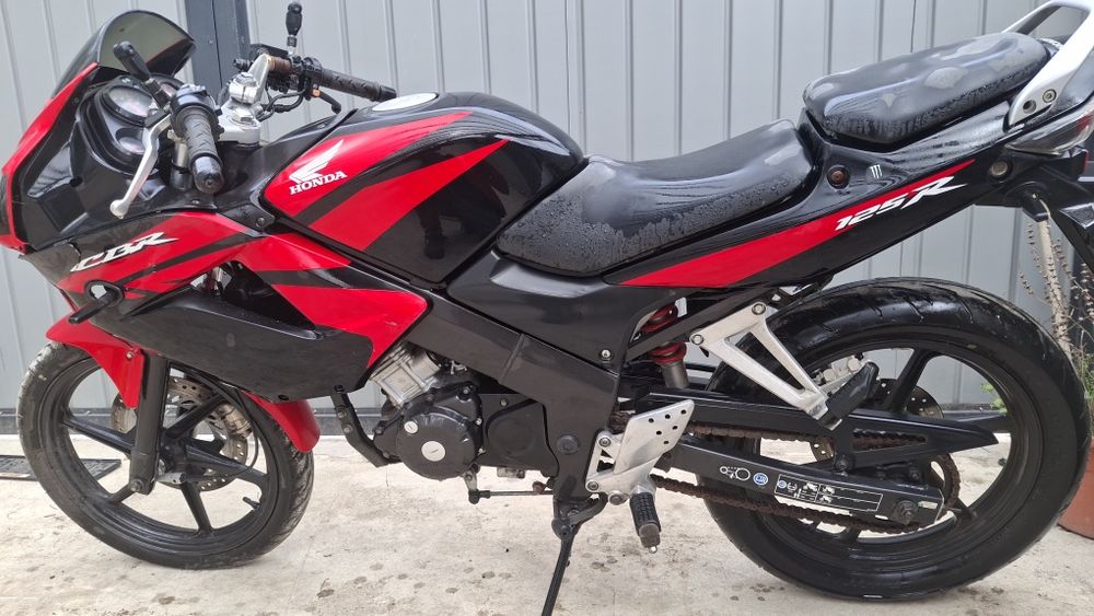 Honda cbr 125 2010