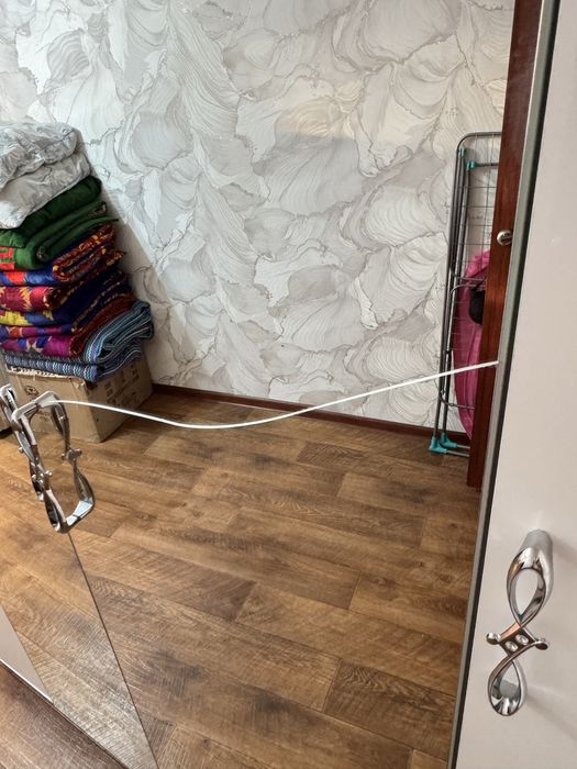 Продам шкаф б/у белый цвет