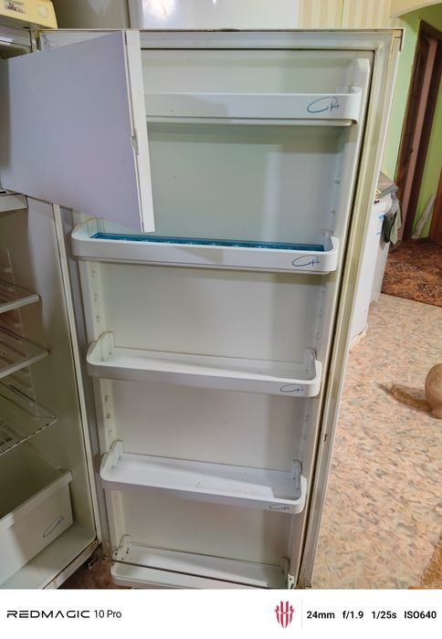 Продам холодильник свияга рабочий