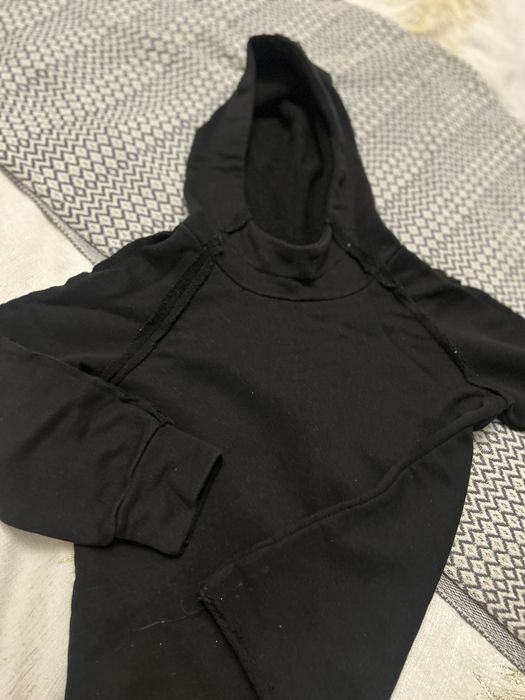 На мальчика 4-5 лет (104/110) свитшоты