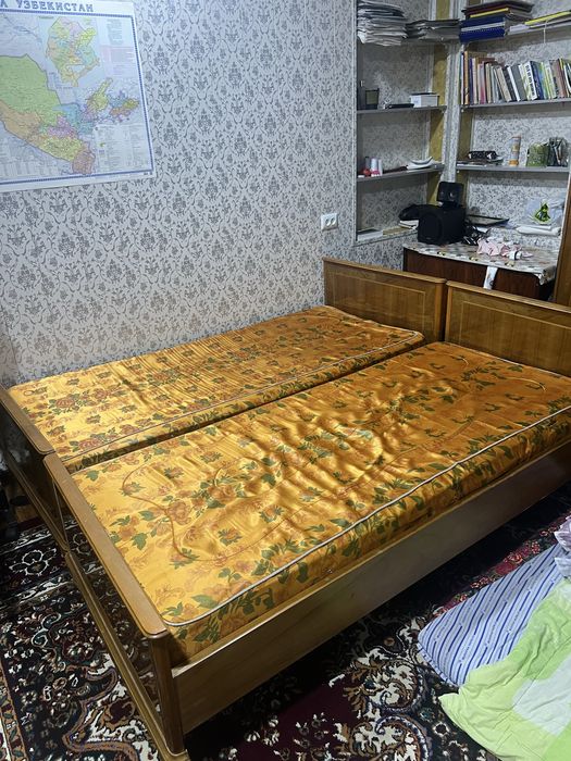 Спальний гарнитур б/у
