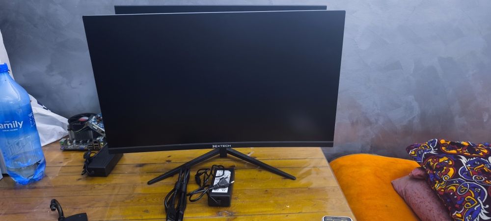 Manitor 27 165hz full HD full kamplekt ideal holatda turipti