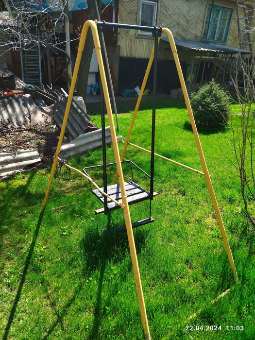 Качеля как для детей в сад на дачу