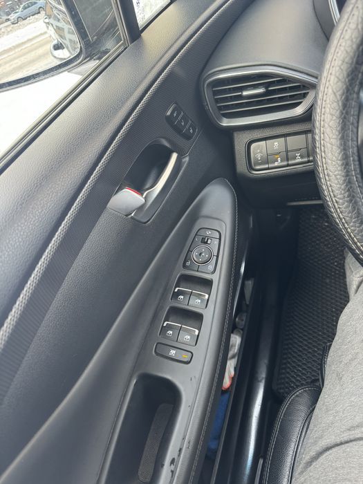 Продам Хёндай сантафе