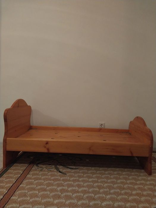 Продам детскую кровать.