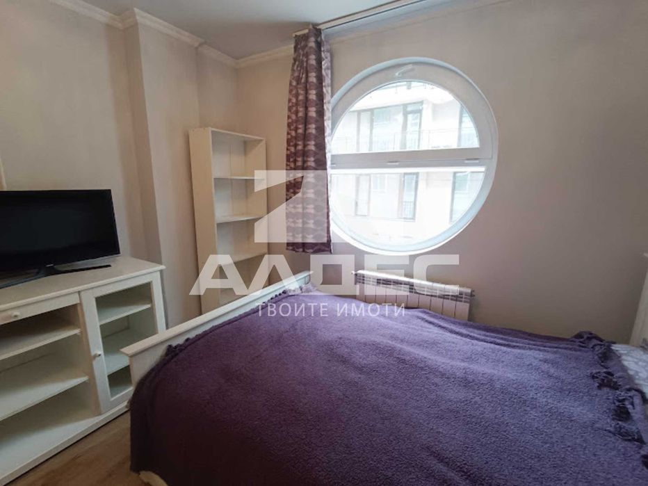Продава се Двустаен апартамент в София, Оборище - 60 кв.м за 4817 €/кв.м - Снимка #4