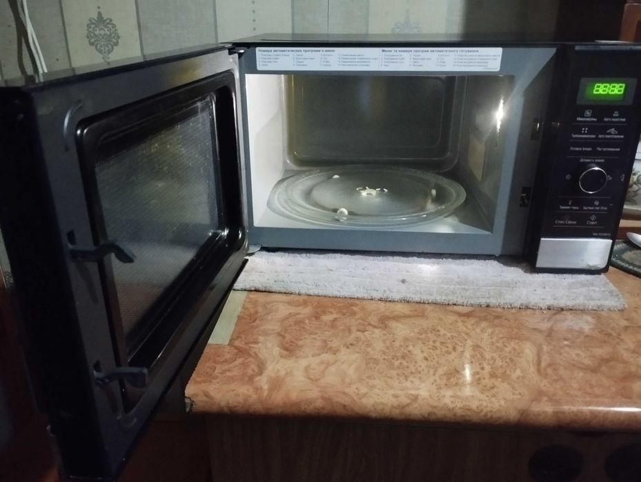 Продаю микроволновку паносоник