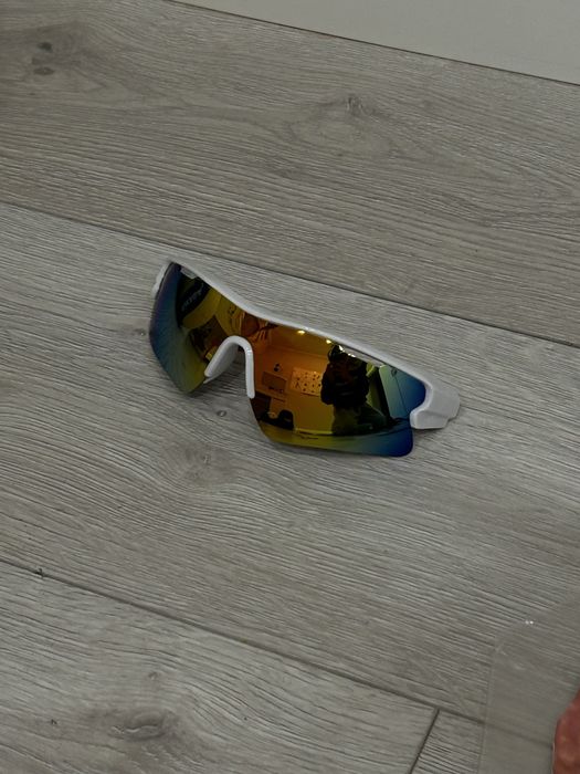 очки беговые тема