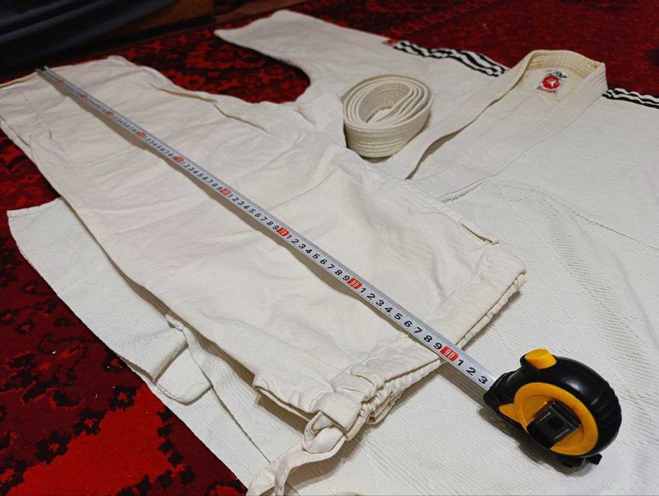 Кимано Дзюдоги белое,