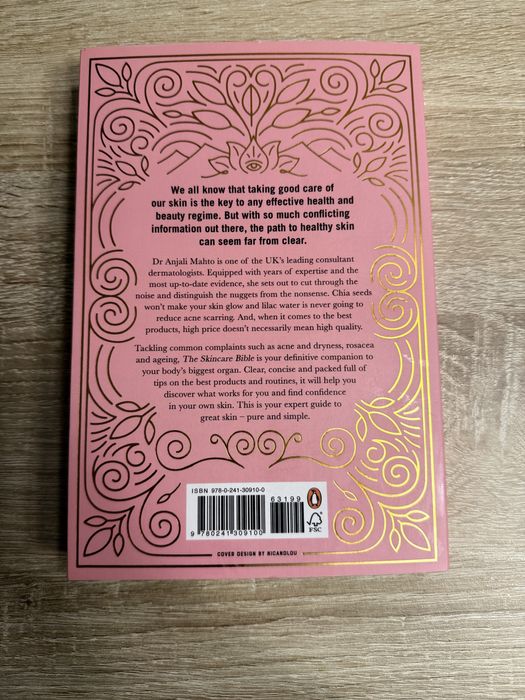 Carte Skincare Bible engleza