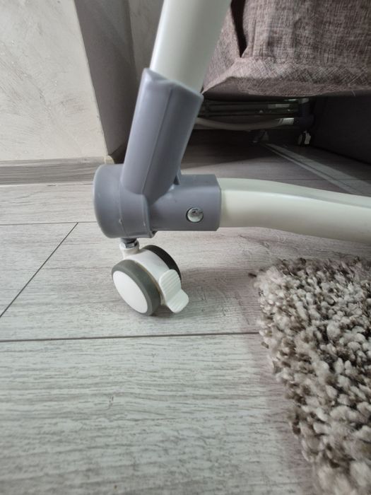 Vând pătuț pliabil bebe