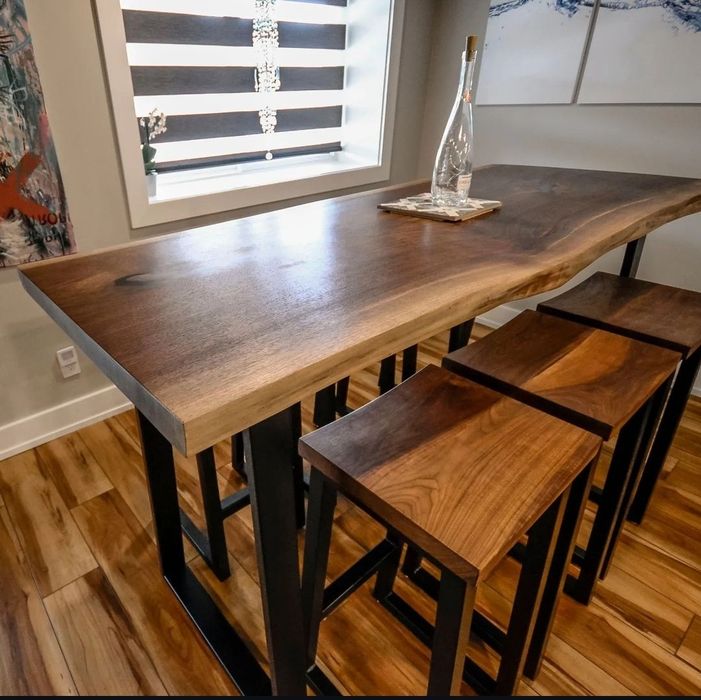 Бар маса и маси за заведения различни видове. Масив и желязо