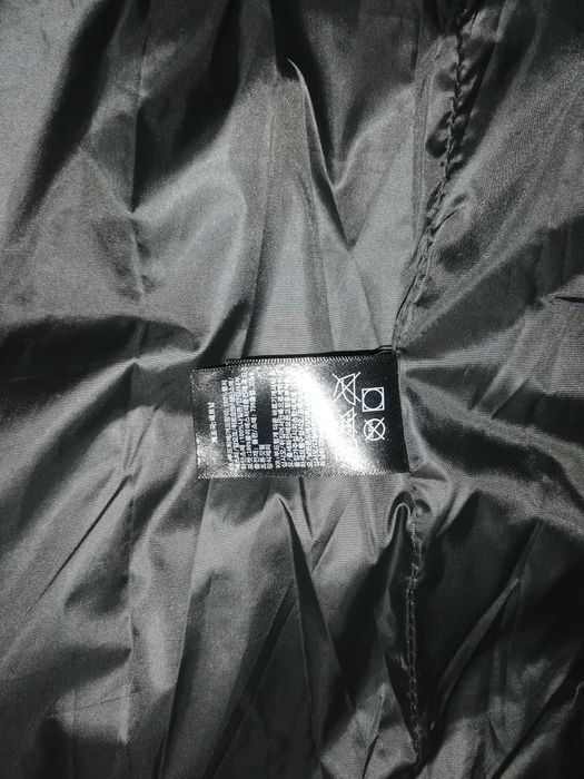 Vând geaca The North face