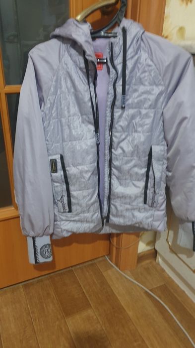 Куртка девочковая весенняя