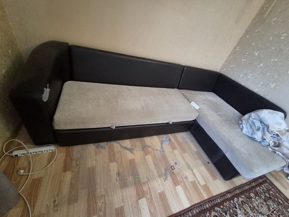 Продам угловой диван