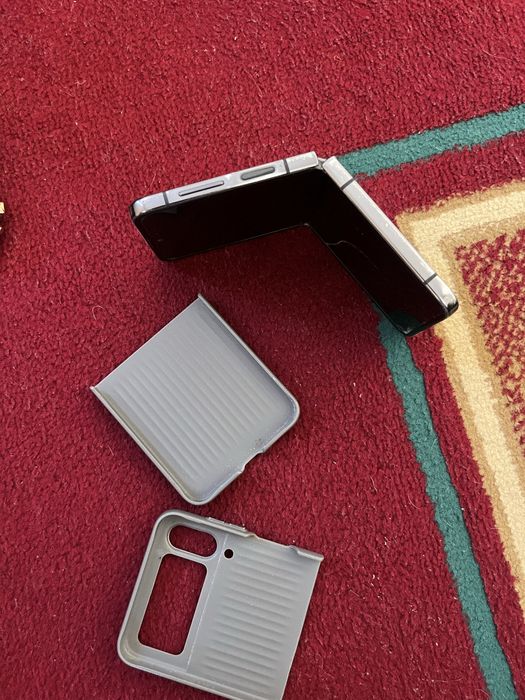 Samsung Z flip 4 мотоциклге обмен