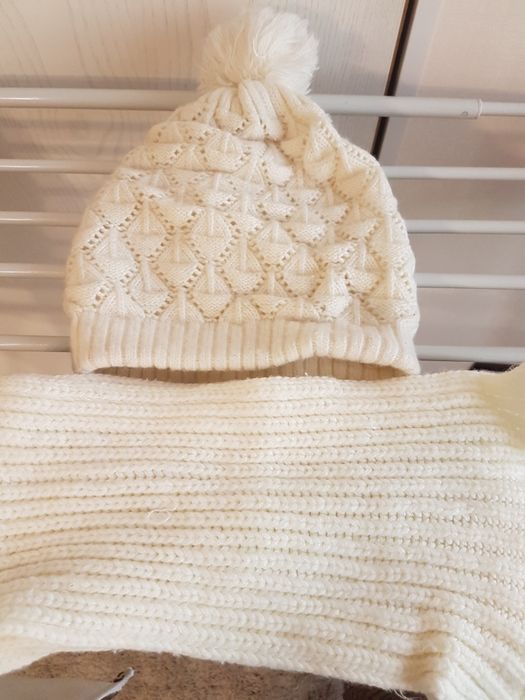 Продам шапки на девочку и мальчика Польша