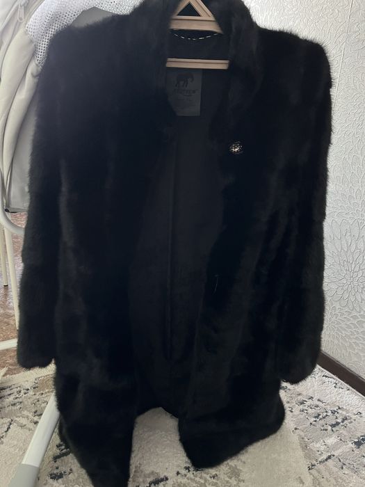 Продам   шубу    норковую.