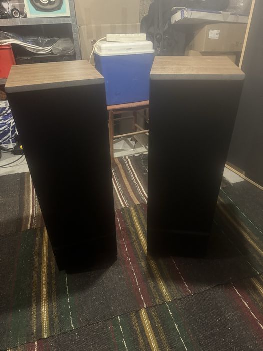 B&W Bowers & Wilkins