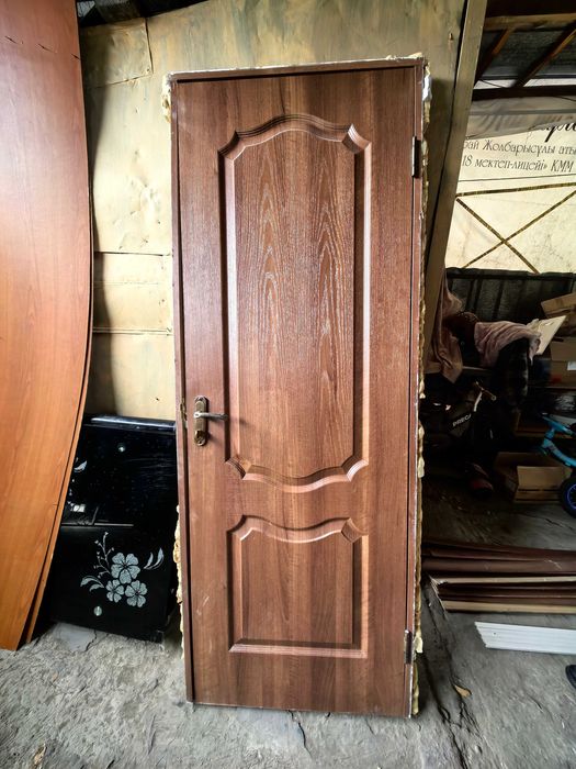 Продам двери срочно