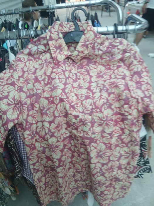Cămăși de vara diverse mărimi și  modele