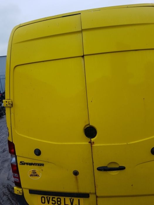 Dezmembrez mercedes sprinter 2008