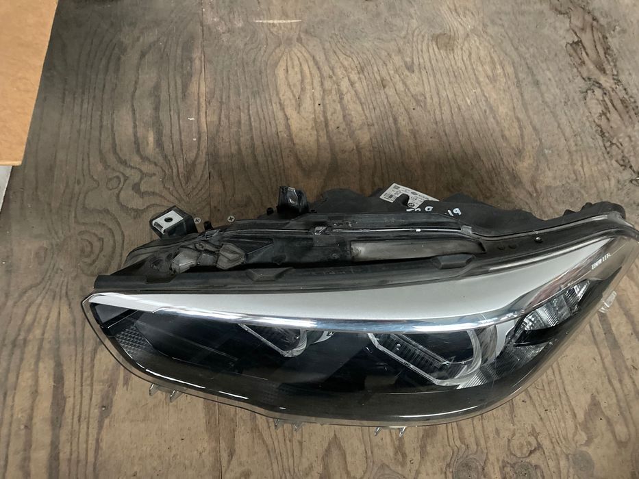 Ляв фар за Bmw F20/F21. 1series. Led. Фейслифт. 15-19.