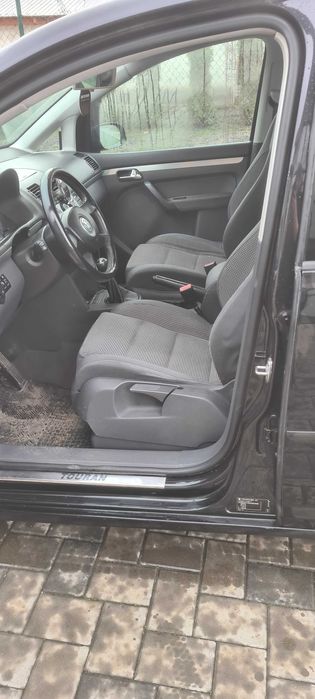 Touran 1.9 tdi     2300 euro