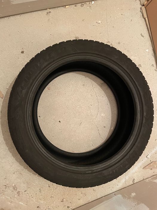 Зимни Гуми Good Year 245/45/18