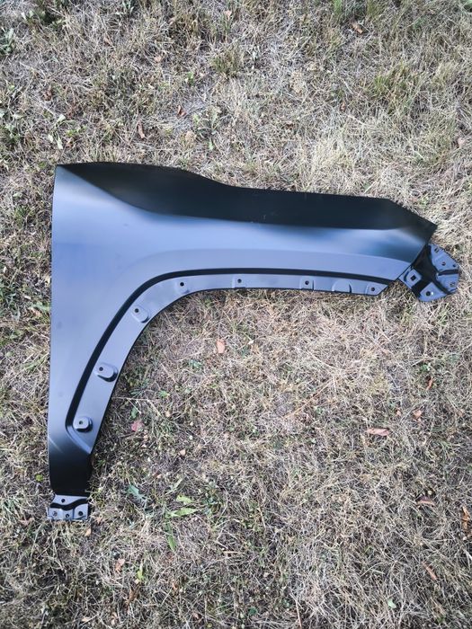 Преден капак и калник за Toyota Rav 4