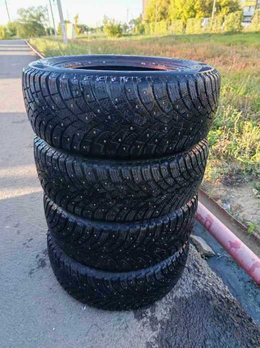 Продам зимние шины.
