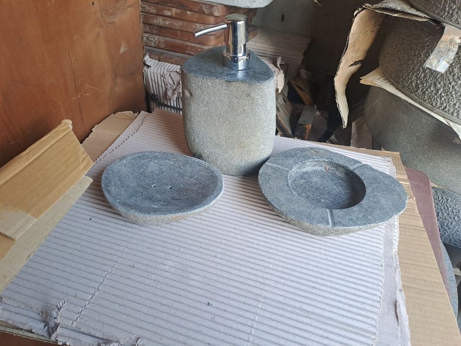 Речен камък, Диспенсър, вулкничен лава камък.сапунерка и пепелник