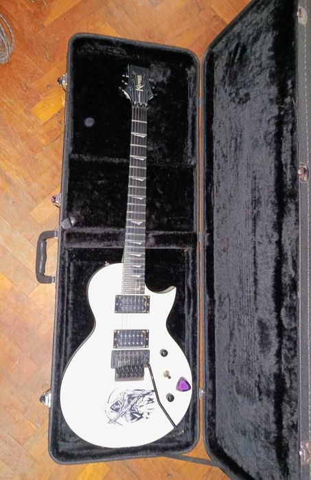 Куфар за електрическа китара