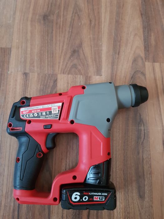 Rotopercutor Milwaukee M12