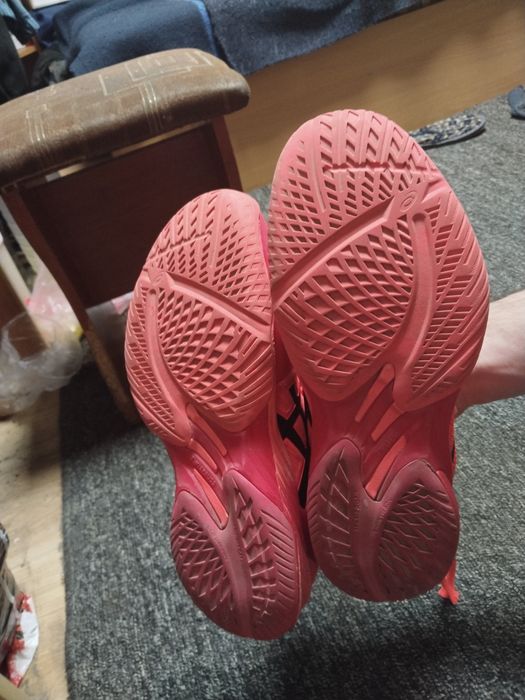 Кроссовки Assics 43-44 размер