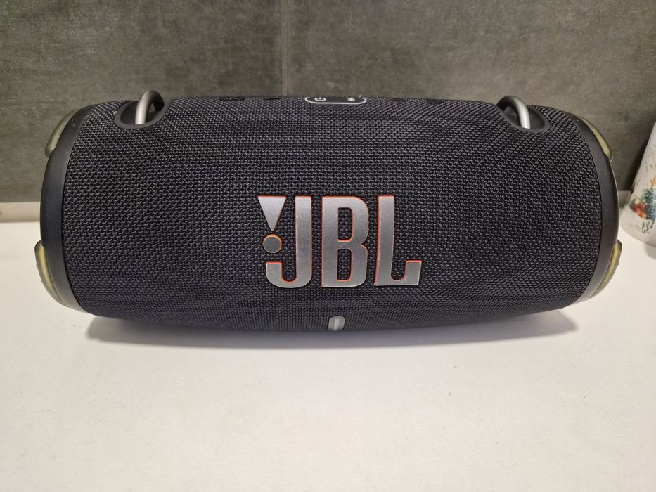 Vând Jbl xtreme 3