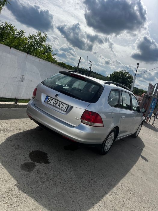 Vând Volkswagen golf 5