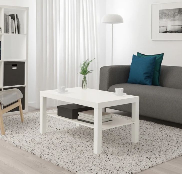 Продам стол журнальный