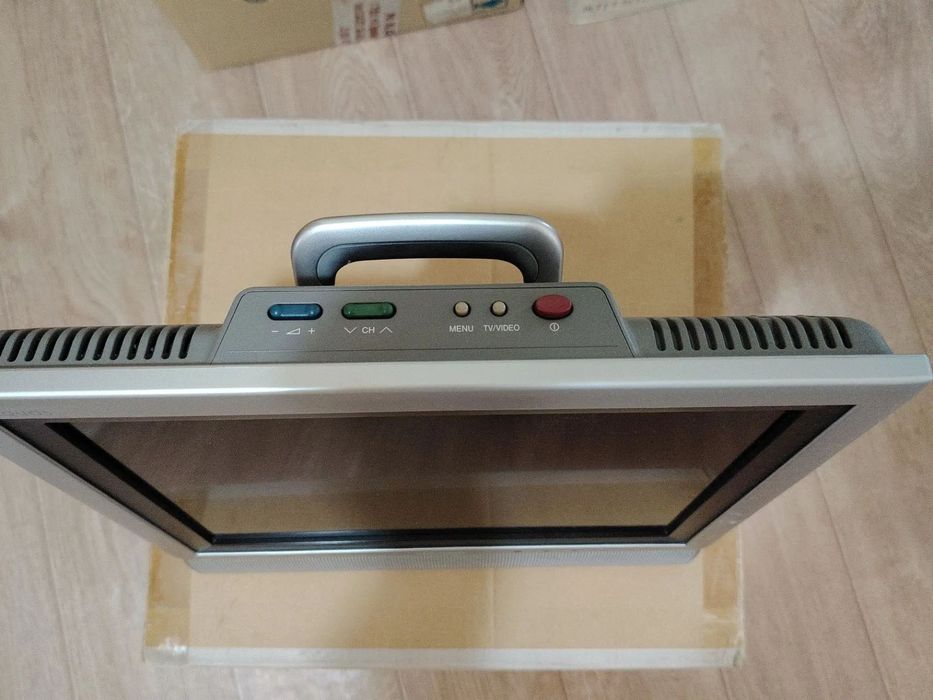 Телевизор ЖК Sharp LC-15E1E LCD colour TV