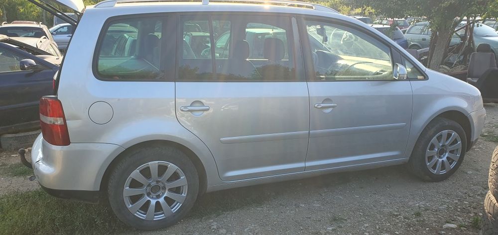 Vw Touran 2.0 tdi - 140ps на части