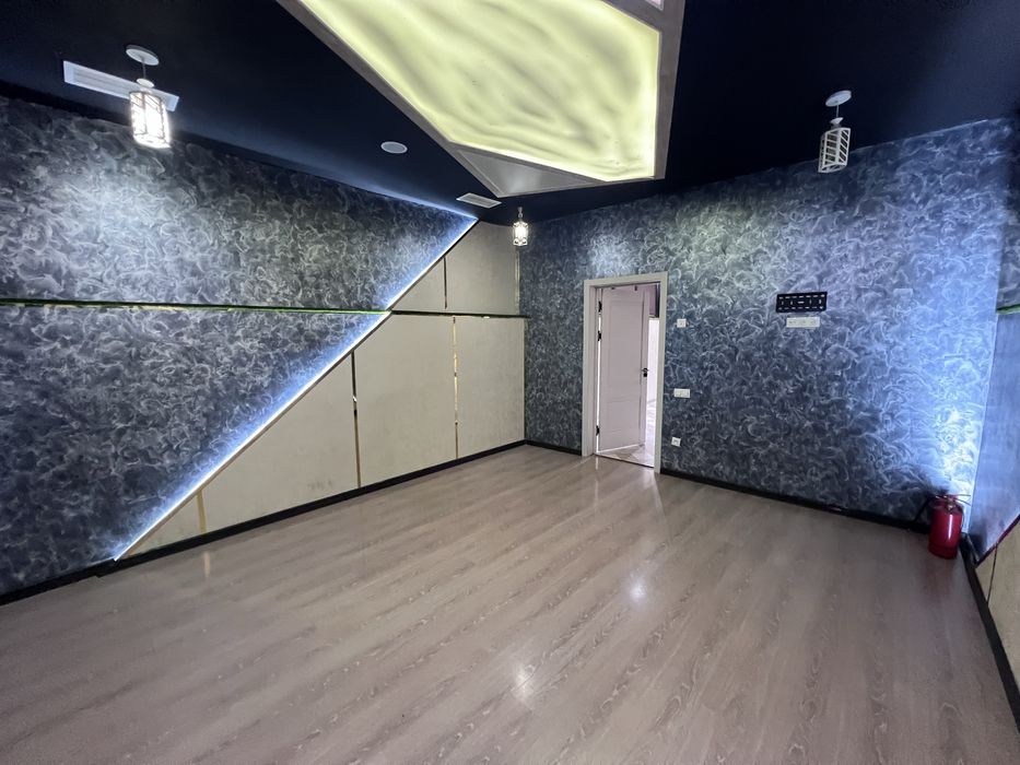 Офис / Ресторан 350м2 ор-р метро Ойбек!